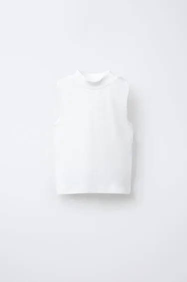 Однотонный топ из модала