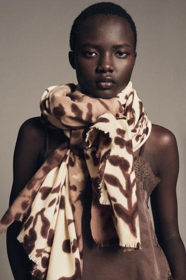 Zara Платок с цветочным принтом