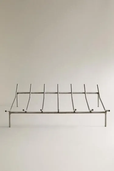 Стальная подставка для дров