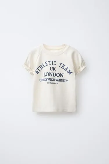 Футболка с объемными рукавами и надписью- Заказать в России