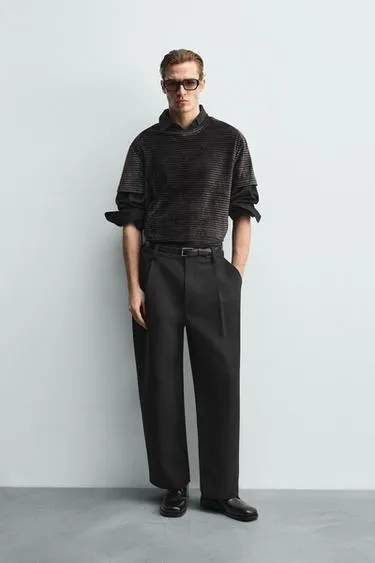 Футболка с рельефным узором и эффектом потертости- Заказать в России