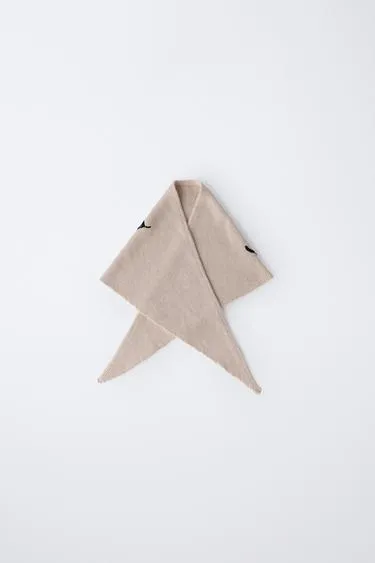 Вязаная бандана с вышивкой- Заказать в России