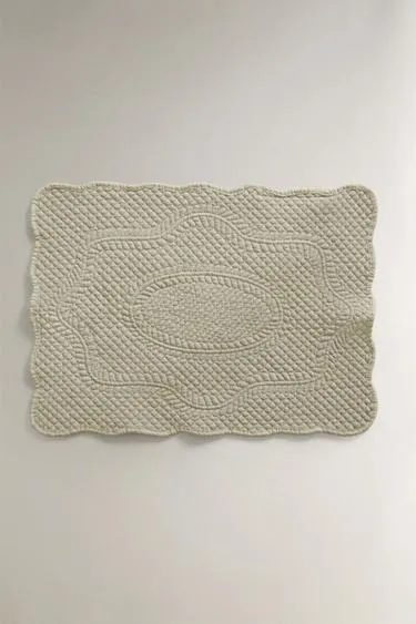 Стежаный подстилка