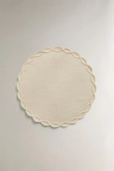 Плетеный подсвечник с деталями из цепочек- Заказать в России