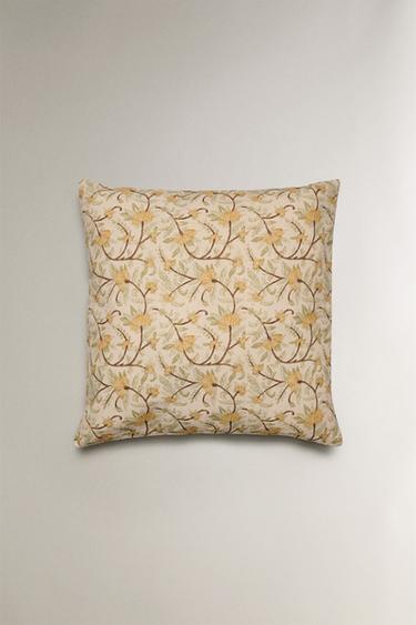 Zara Чехол на подушку с цветочным принтом