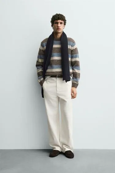 Свитер из рельефной ткани в полоску- Заказать в России