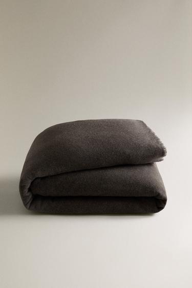 Покрывало из шерсти с рисунком шеврон и бахромой