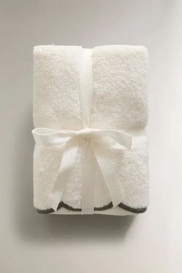 Набор ручных полотенец с оборками (набор из 3 штук)- Заказать в России