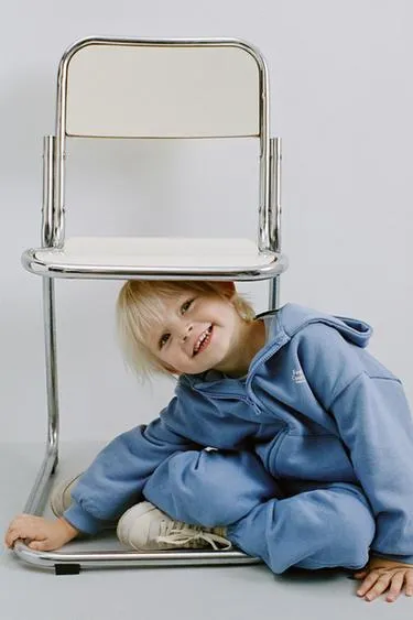 Толстовка на молнии с надписью