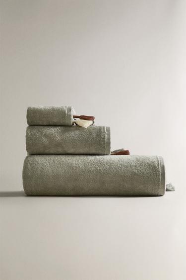 Zara Велюровое полотенце для ванны с кисточками купить с доставкой.