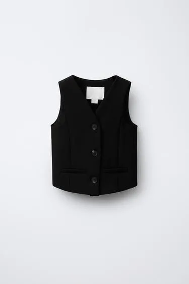 Костюмный жилет