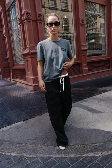 Zara Футболка с короткими рукавами и этикеткой купить с доставкой.