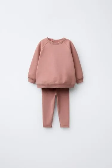 Комплект из толстовки и однотонных легинсов- Заказать в России