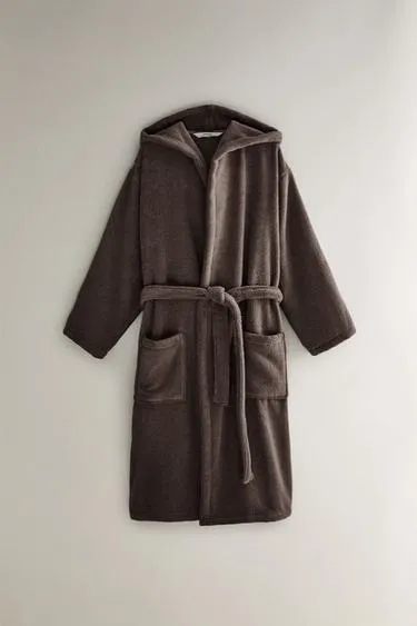 Экстра мягкий халат с капюшоном (380 г/м²)- Заказать в России