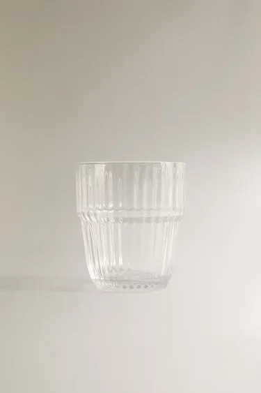 Стакан из стекла с рельефным вертикальным узором- Заказать в России