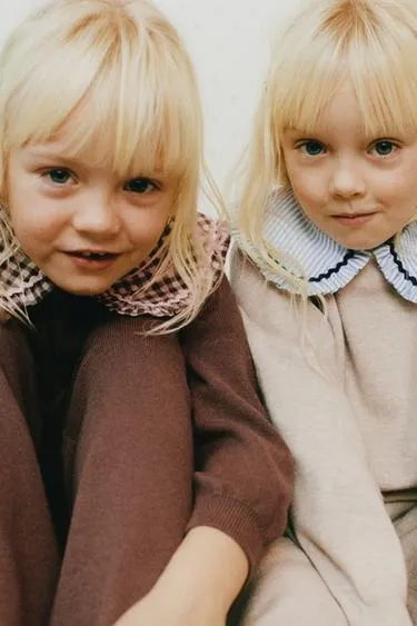 Вязаный джемпер в полоску с воротником бобо