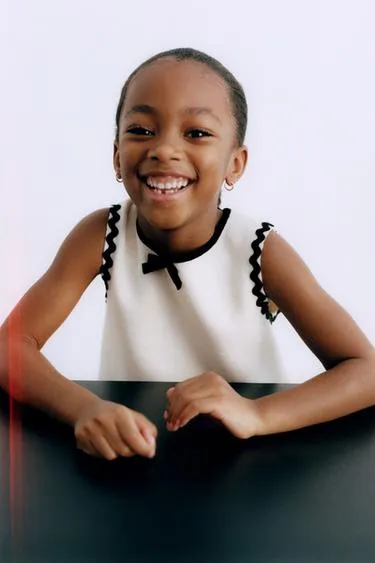 Трикотажное платье с контрастными волнами- Заказать в России