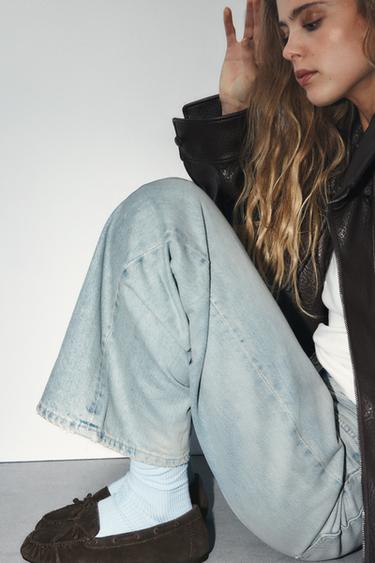 Zara Лоферы из замши купить с доставкой.