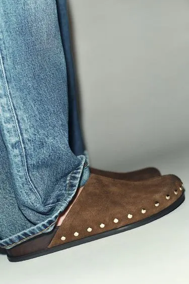 Кожаные сабо с заклепками- Заказать в России