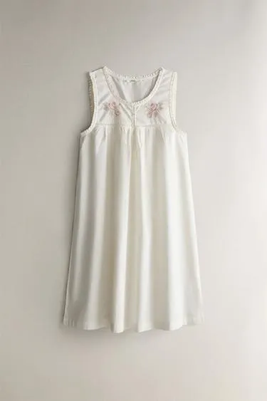 Хлопковое ночное платье с вышивкой- Заказать в России