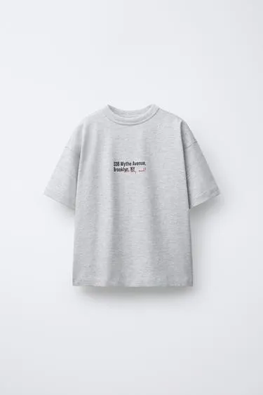 Удобная футболка с надписью- Заказать в России