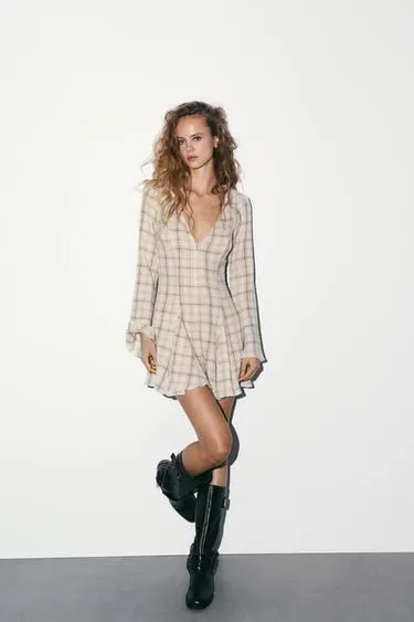 Короткое платье в клетку- Заказать в России