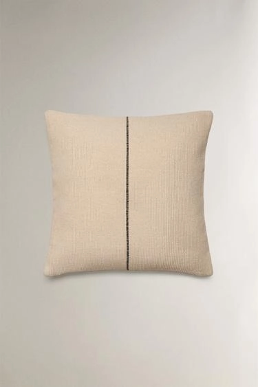 LINE CUSHION COVER- Заказать в России