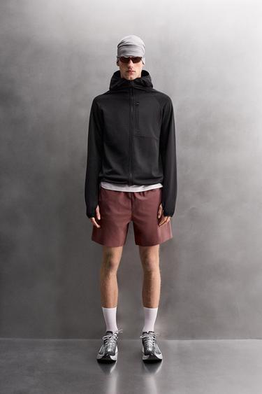 Zara Перфорированные шорты