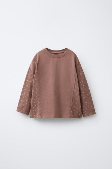 Футболка с цветочным принтом