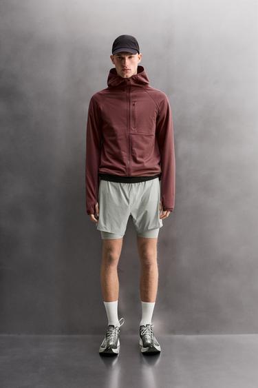 Zara Техническая комбинированная флисовая толстовка купить с доставкой.