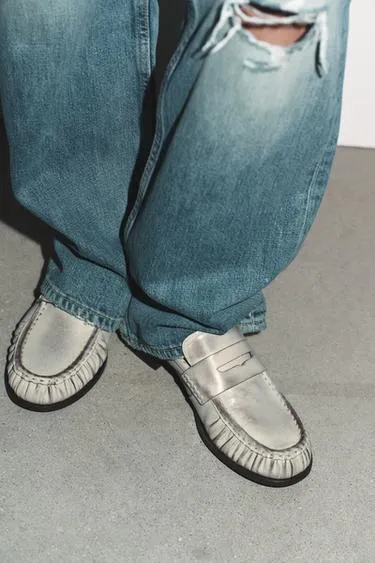 Кожаные лоферы со сборками- Заказать в России