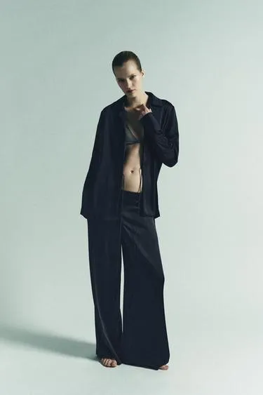 Атласные брюки с высокой посадкой