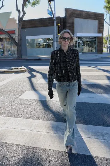 Блейзер из рельефной ткани с металлизированной нитью