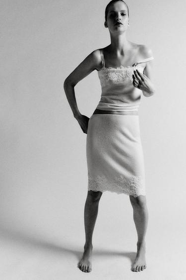 Zara Вязаный топ с кружевом и вышивкой