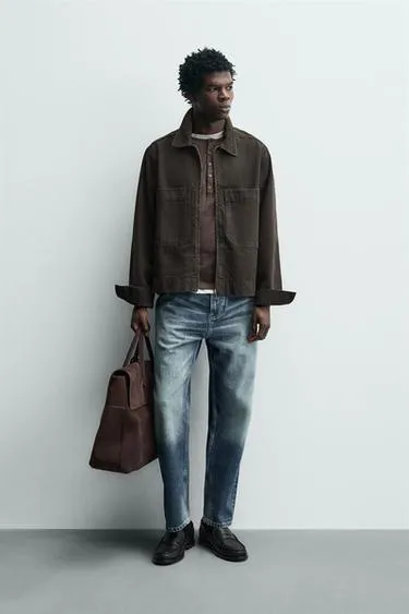 Куртка из рельефной ткани с карманами- Заказать в России