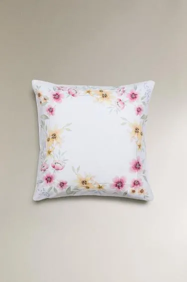 Чехол на подушку с цветочным принтом- Заказать в России