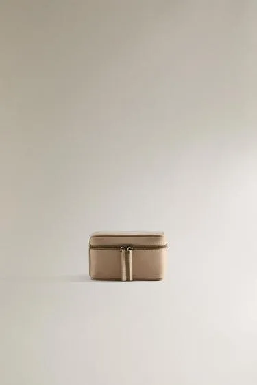 Маленькая кожаная ювелирная коробка для путешествий- Заказать в России