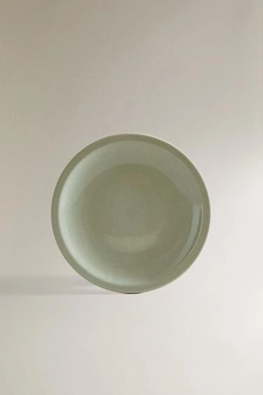 ENAMELLED STONEWARE DINNER PLATE