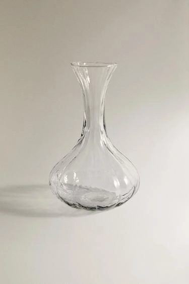 RAISED DESIGN GLASS DECANTER