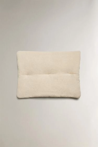 LONG LINEN CUSHION