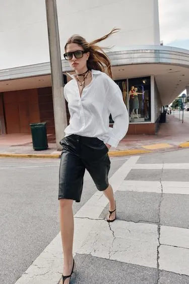 Длинные бермуды из искусственной кожи