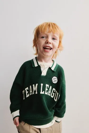 Поло вафельной вязки с текстом