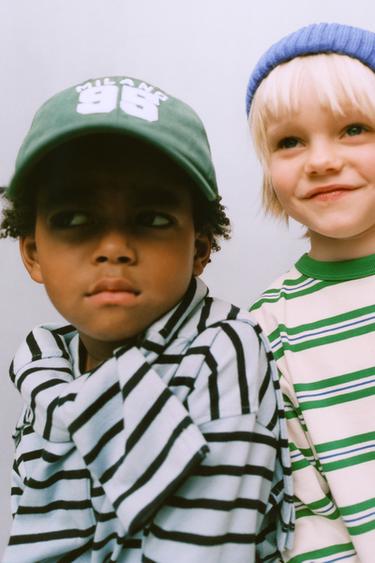 Zara Кепка VARSITY купить с доставкой.