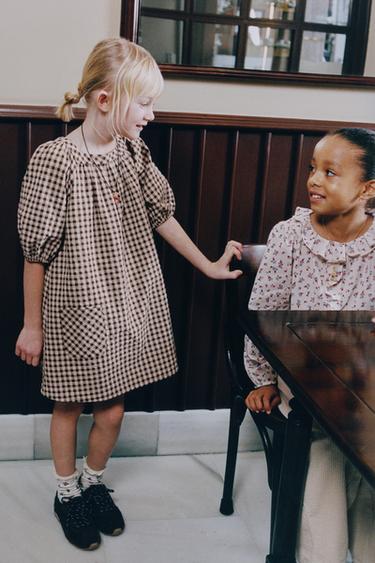 Zara Платье в клетку купить с доставкой.