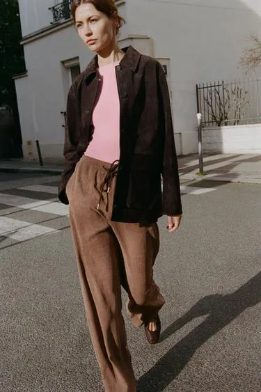 Брюки прямого кроя с эластичным поясом- Заказать в России