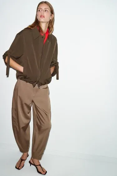 Бомбер с подвернутыми рукавами- Заказать в России