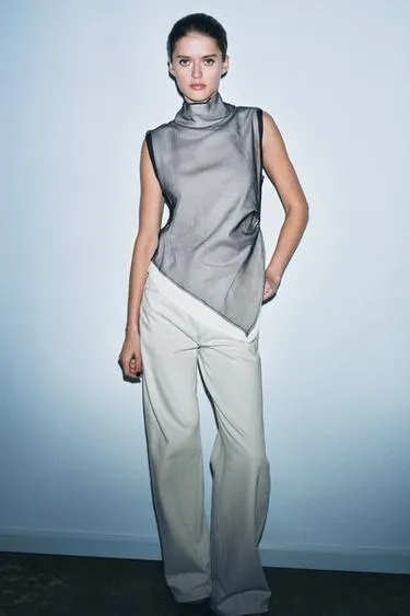 Комбинированный топ с двойным эффектом