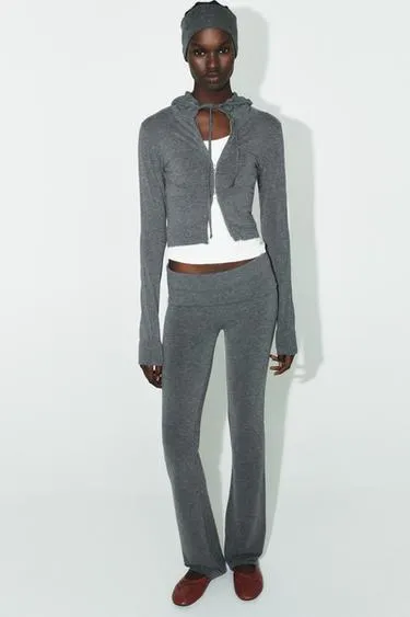 Укороченная толстовка без швов