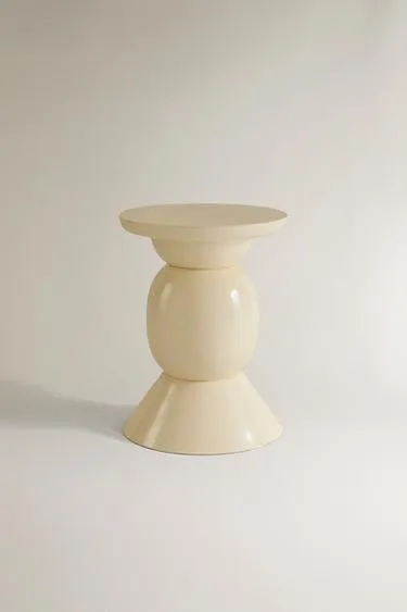 Металлический журнальный столик- Заказать в России