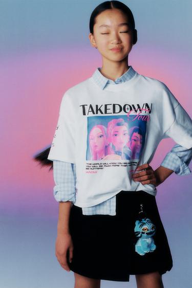 Zara Футболка KPOP DEMON HUNTERS™ NETFLIX © с принтом купить с доставкой.